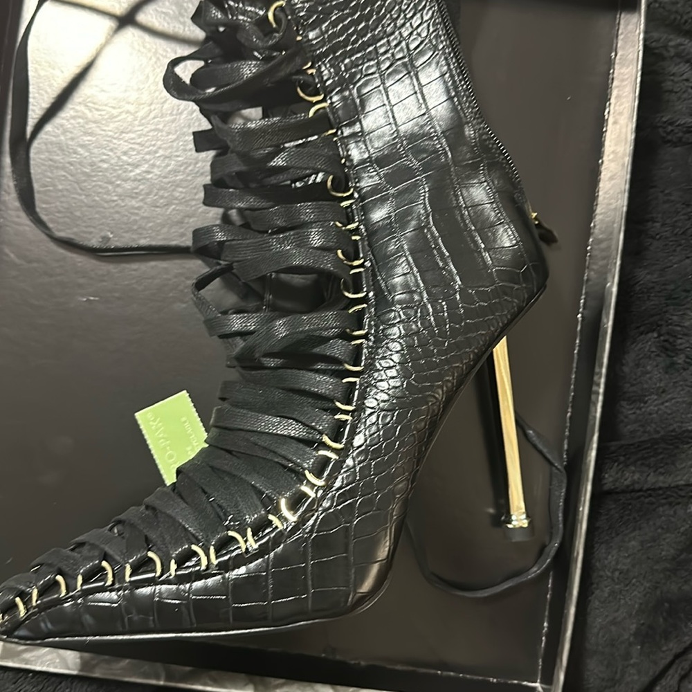 Super cute black and gold bootie